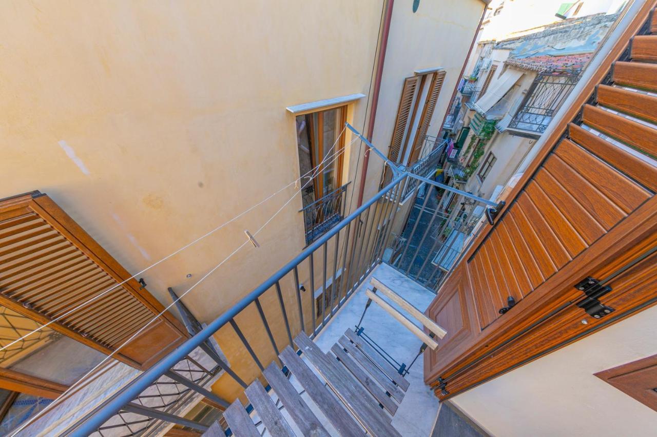 Kefa Holiday - Alle Torri Apartments Cefalu Luaran gambar